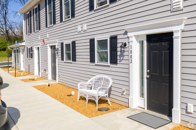 Building Entrance - Dominion Apartments