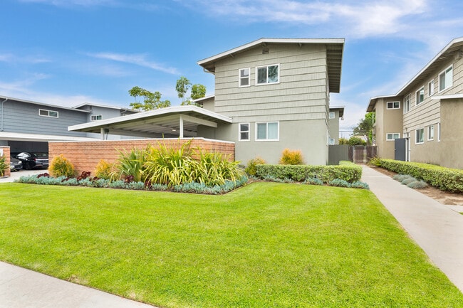 Photo - Stadium Village Apartments