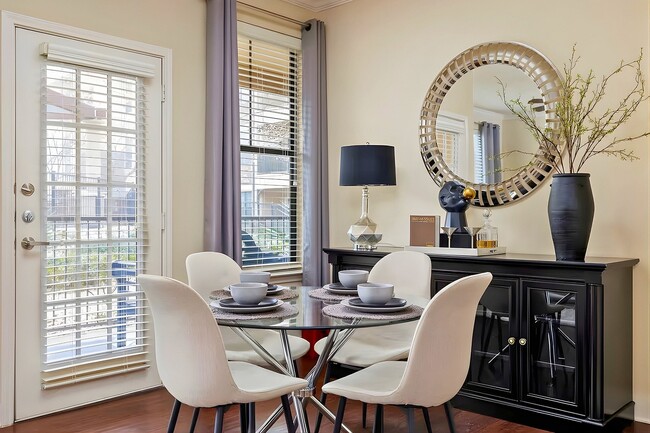 Dining Area - Ladera Apartment Homes