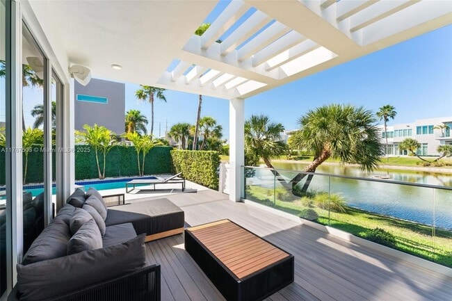 Photo - 10561 NW 67th Terrace