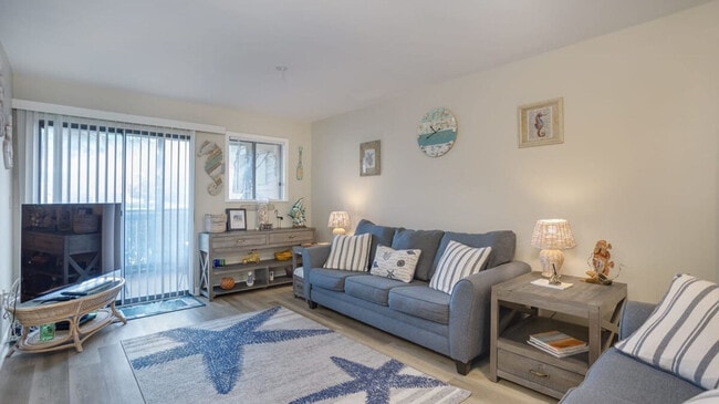 Building Photo - 239 Beach City Rd Unit ID1316239P