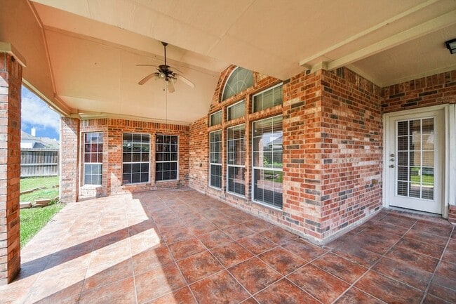 Photo - 706 River Delta Ln