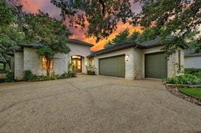 Building Photo - 2305 Barton Creek Blvd Unit 29