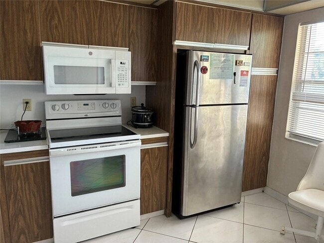 Photo - 2304 Lucaya Ln Unit D3