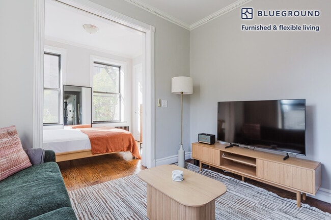 Photo - 309 E 8th St Unit FL4-ID1645