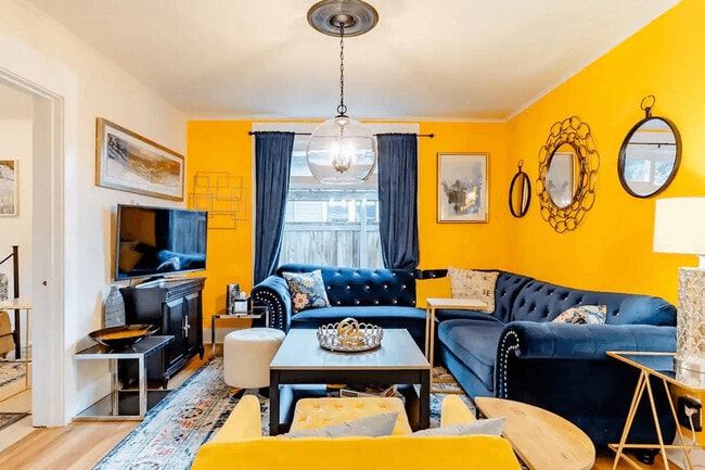 Building Photo - 756 N 76th St Unit ID1051264P