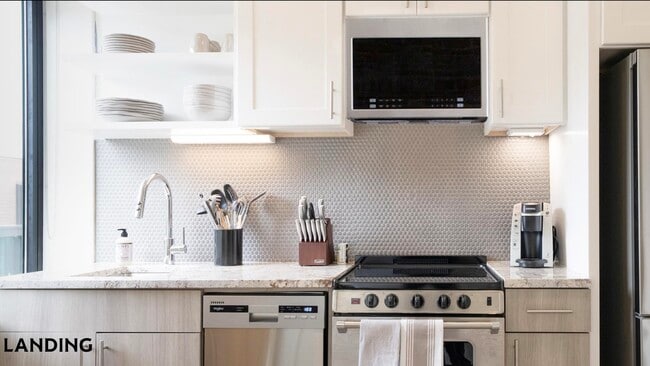 Photo - 1007 S Mint St Unit 932