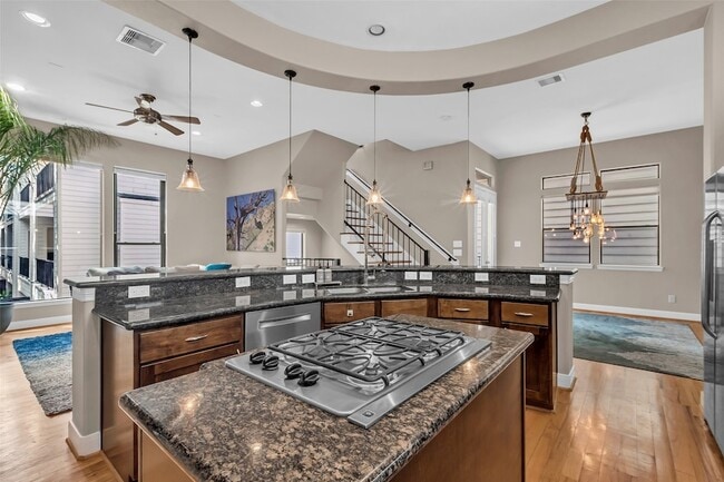 Building Photo - 2413 Ralph St