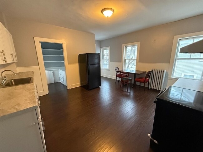 Photo - 5 Lothrop St