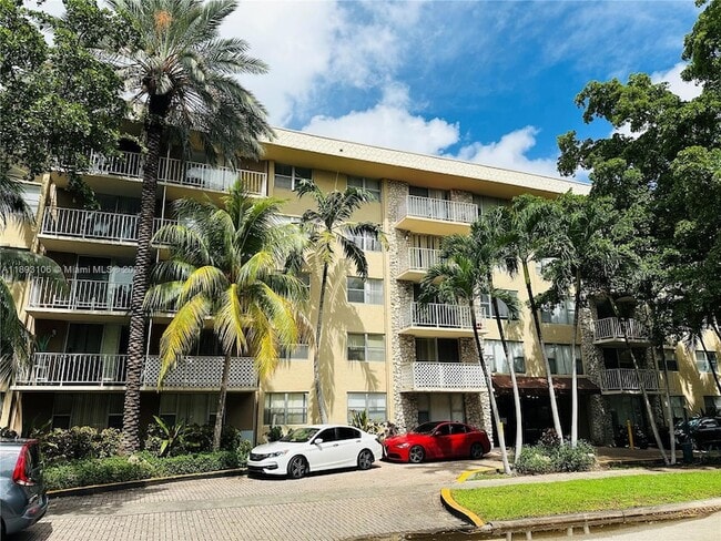 Building Photo - 1805 Sans Souci Blvd Unit 418