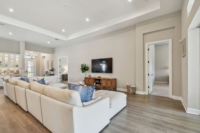 Photo - 5312 Greenbrook Dr Unit SI FL1-ID1590864P