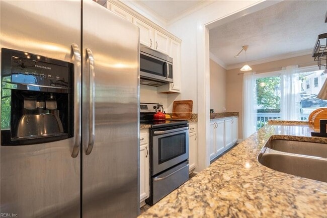 Photo - 1519 Mathews Terrace