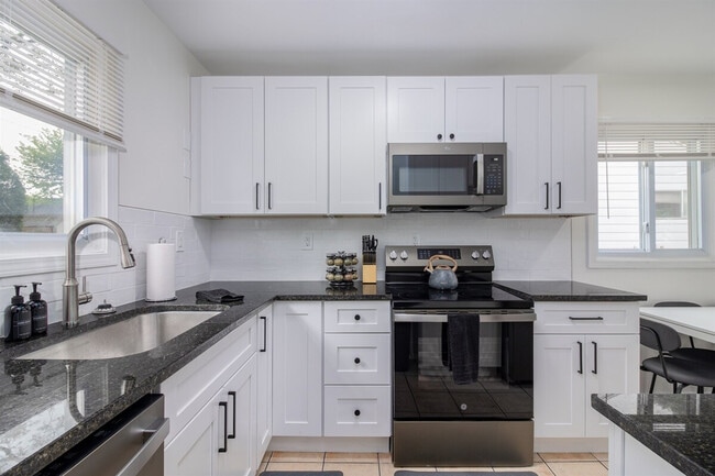 Photo - 1326 E Evelyn Ave Unit ID1032332P