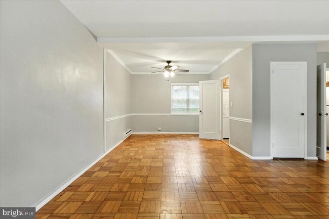 Photo - 1006 Valley Dr