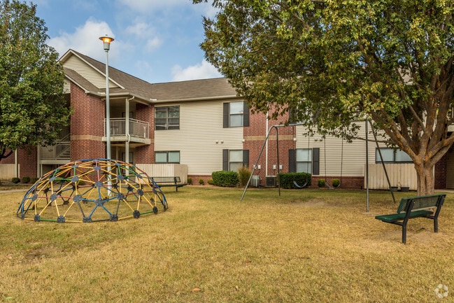Playground - Chapel Ridge of Texarkana