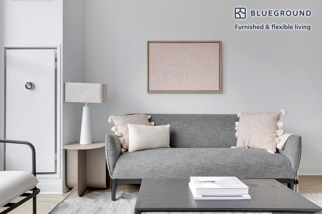 Photo - 808 W Van Buren St Unit FL7-ID531