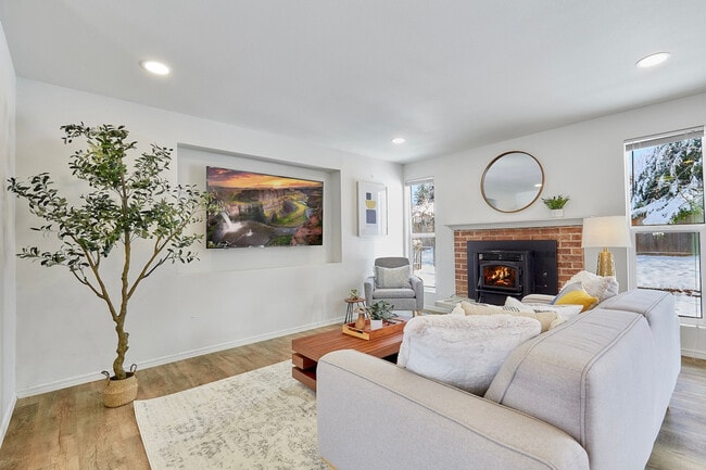Photo - 629 212th St SW Unit SI ID1470514P