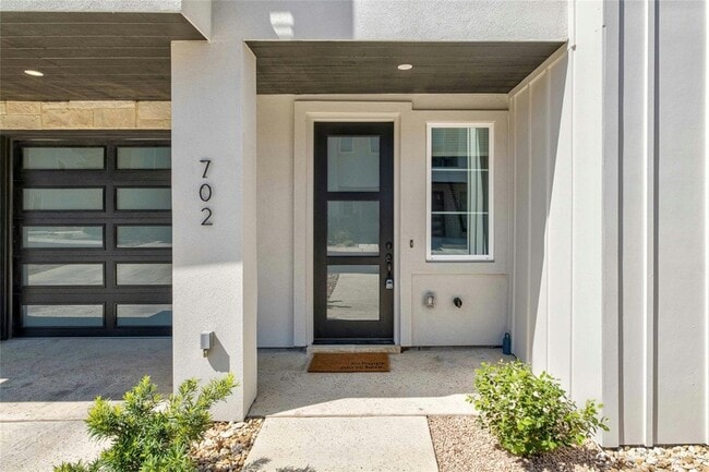 Building Photo - 12001 Vista Parke Dr Unit 702