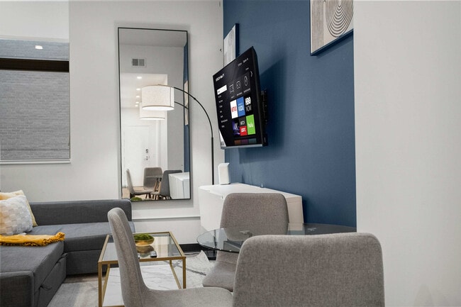 Photo - 800 Penn Ave Unit ID1075244P