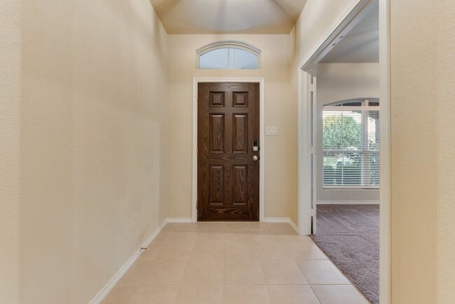 Photo - 1104 Edgewater Dr