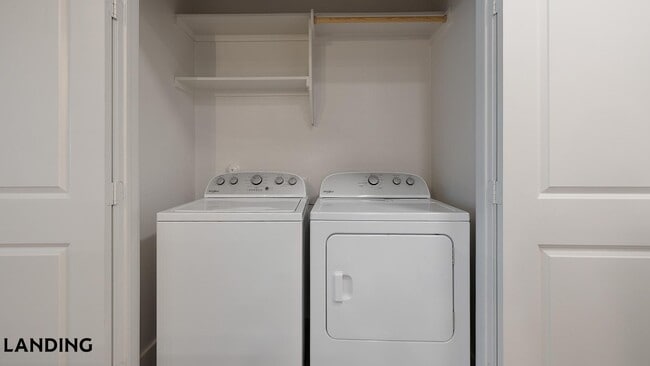 Photo - 502 E College St Unit 225