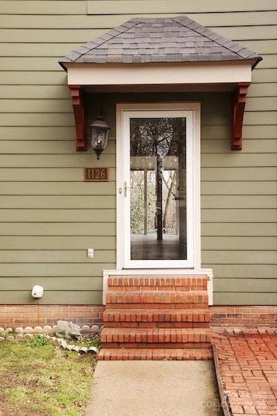 Photo - 1126 Hanford Pl NW