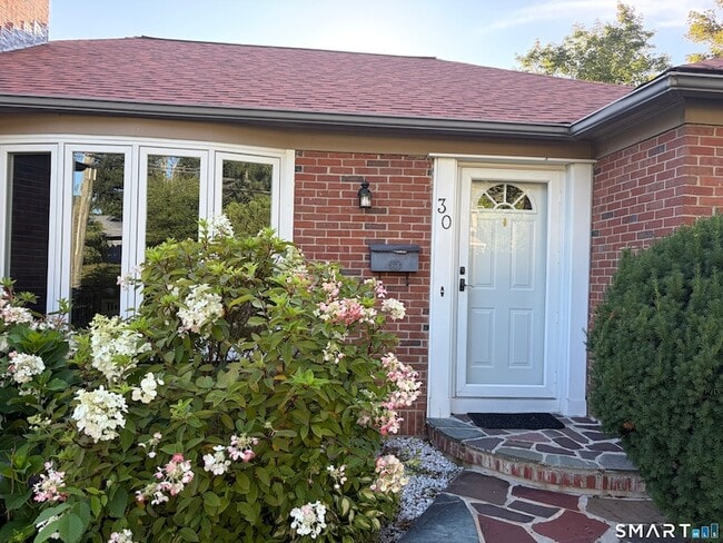 Photo - 30 Apter Dr