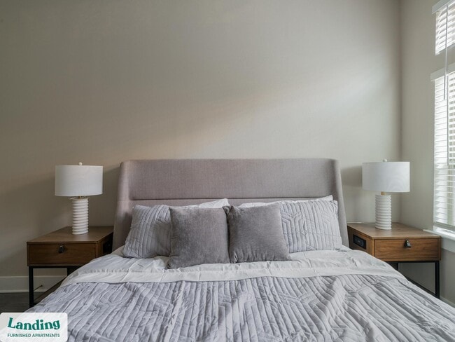 Photo - 18101 Point Lookout Dr Unit 272