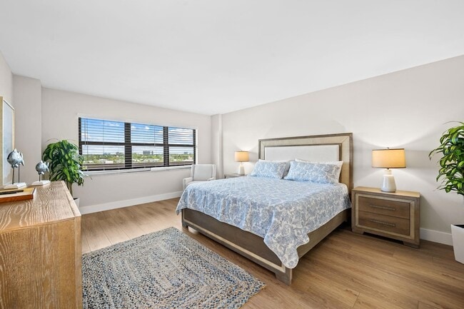 Photo - 4900 N Ocean Blvd Unit 711