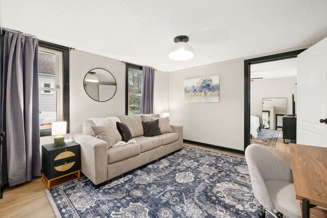 Photo - 303 E Washington St Unit SI ID1496088P