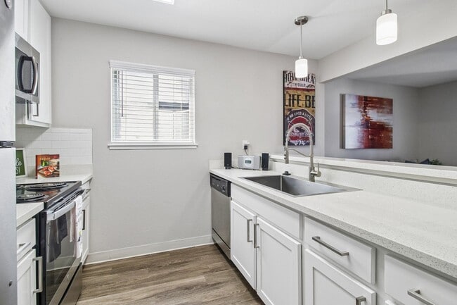 Photo - Terra House Apartments
