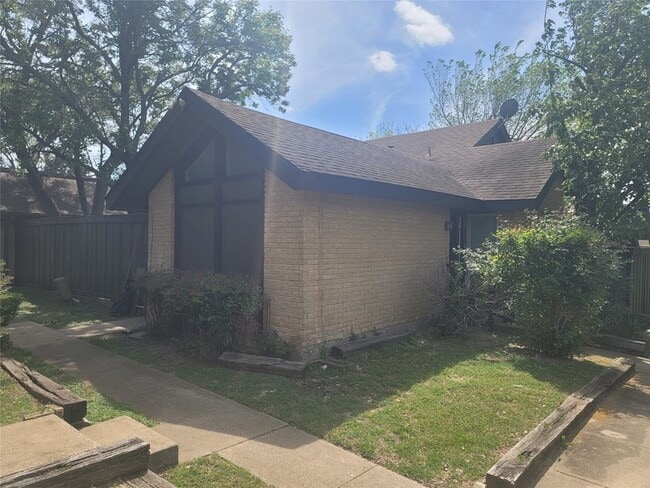 Photo - 4630 Country Creek Dr Unit 1219