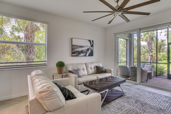 Building Photo - 14161 Heritage Landing Blvd Unit SI FL1-ID1621210P