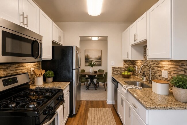 Photo - Chesapeake Glen Apartment Homes