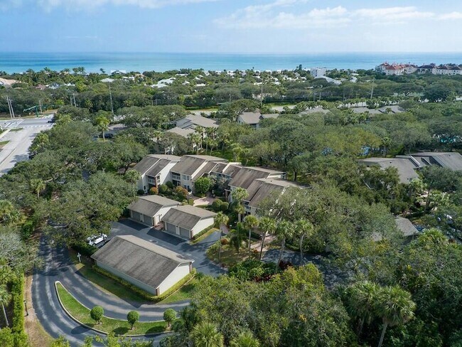 Photo - 2 Park Shores Cir Unit 2