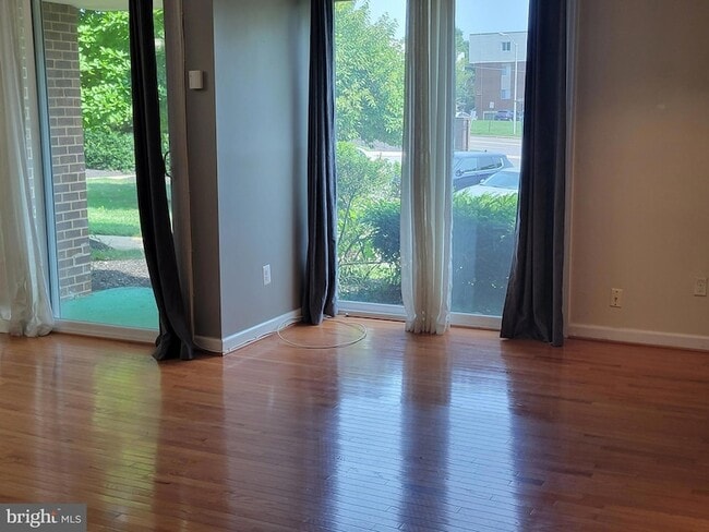 Photo - 10239 Prince Pl Unit 26-104