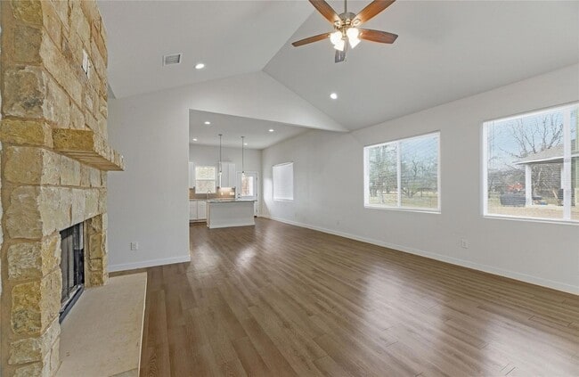 Photo - 135 Koele Ct