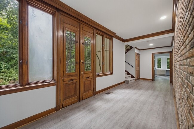 Photo - 5612 Stanford Ct
