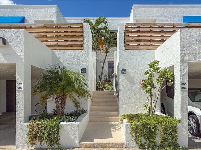 Building Photo - 806 Bayport Wy Unit 806