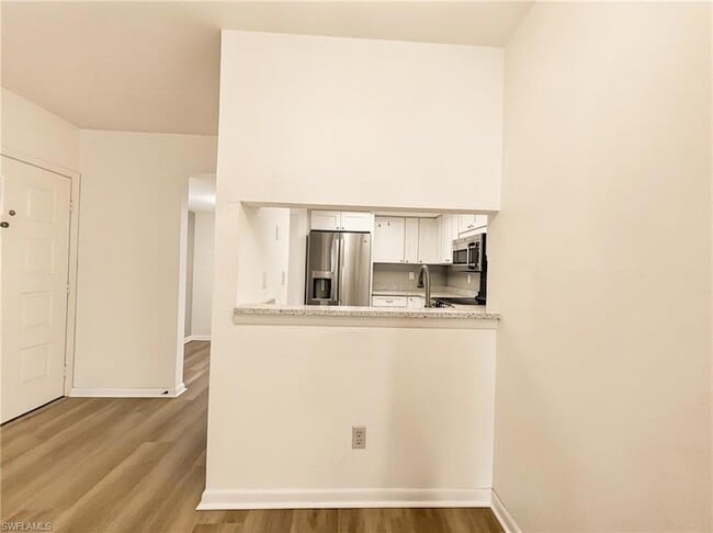 Photo - 1701 Courtyard Way