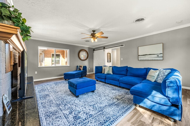 Photo - 475 Indian Creek Dr Unit ID1069202P