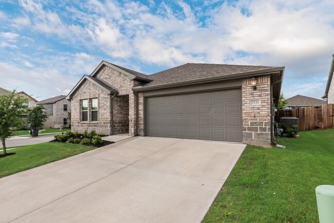 Photo - 2536 Peoria Dr