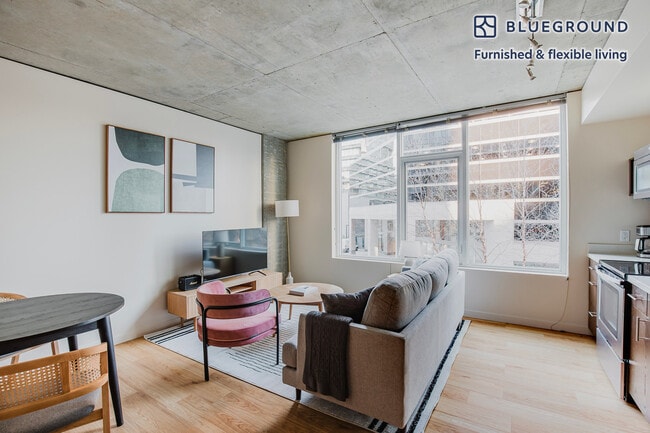 Photo - 11011 NE 9th Pl Unit FL2-ID821