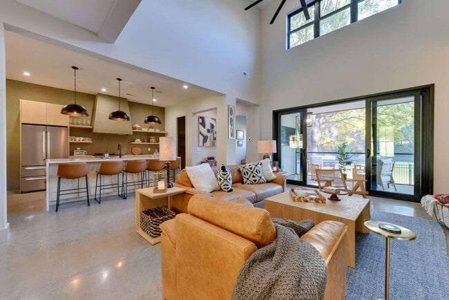 Building Photo - 320 Bridgewater Ln Unit SI ID1579124P