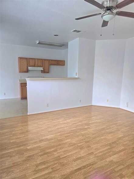 Photo - 2837 Southampton Way Unit A