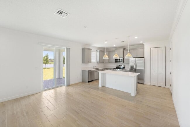 Photo - 3544 Angler Dr