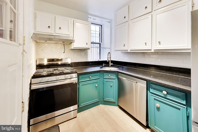 Photo - 3014 Dent Pl NW Unit 4E