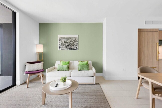 Photo - 601 NE 1st Ave Unit SI ID1227491P