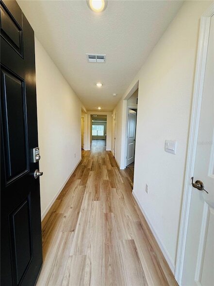 Photo - 2924 NE 20th Ter