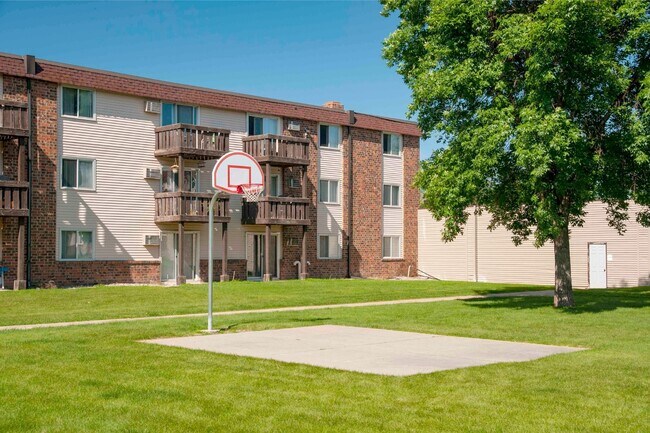 Photo - Forest Park Apartments